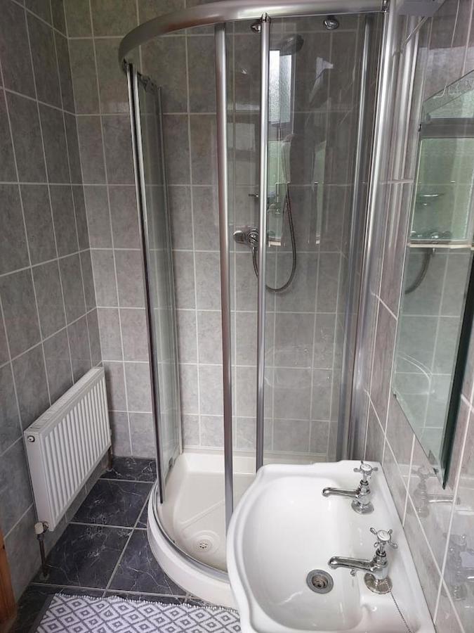 Home In اينيس المظهر الخارجي الصورة